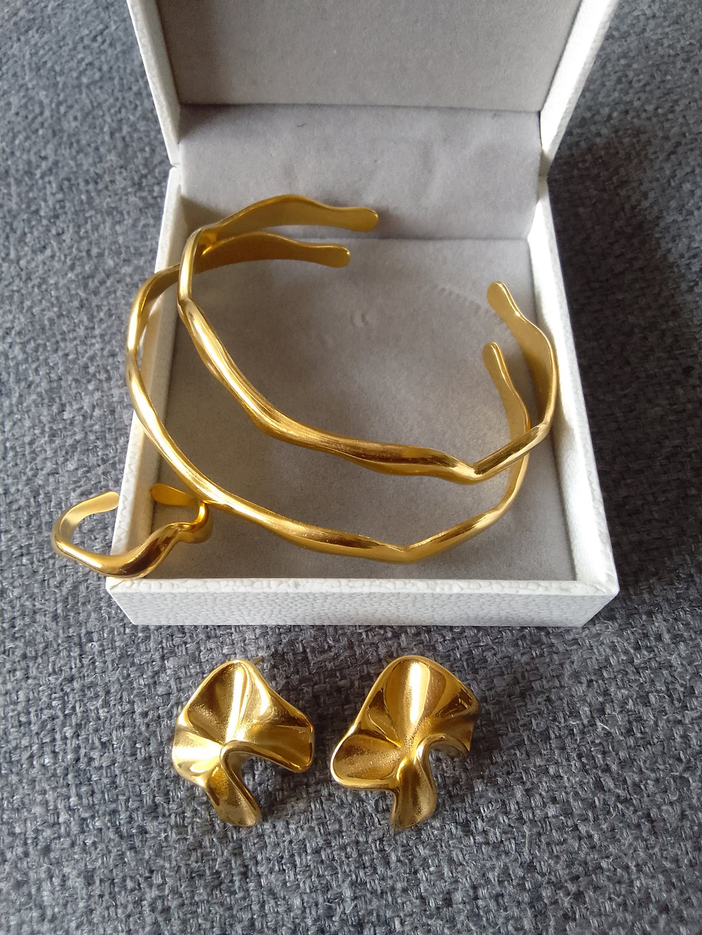 -%%💞 La rose dorée