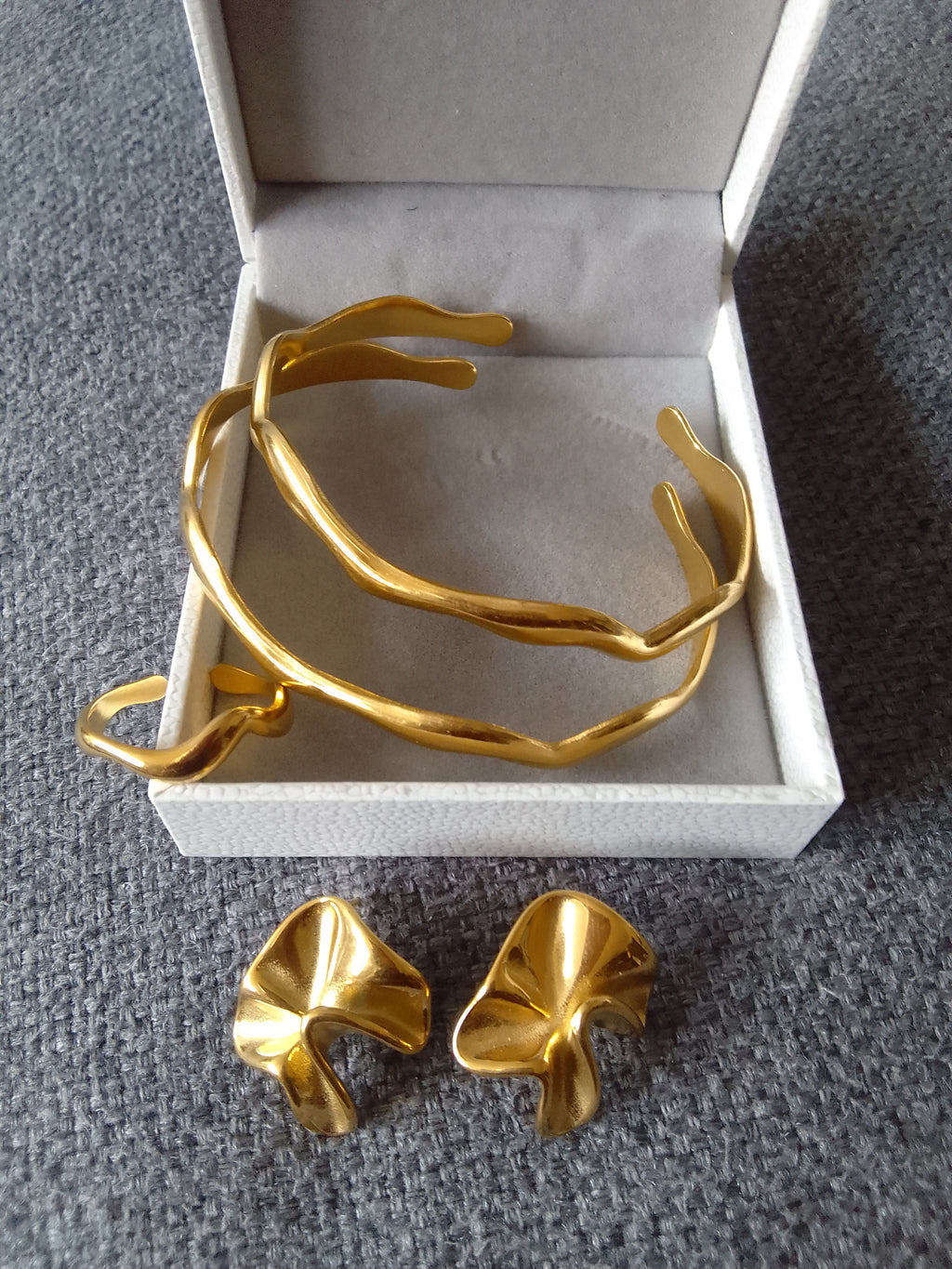 -%%💞 La rose dorée