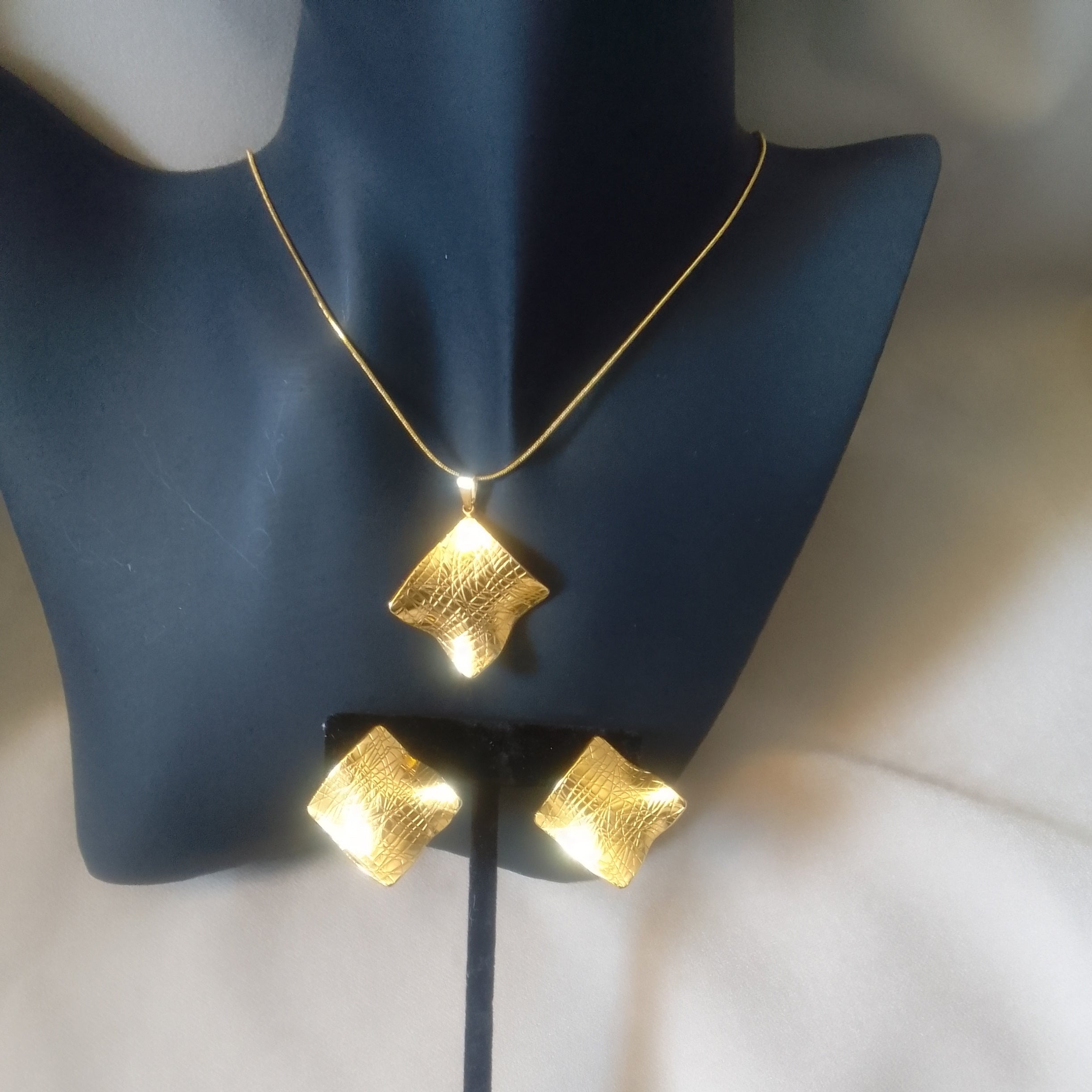 🏆Boucles&Collier Wave