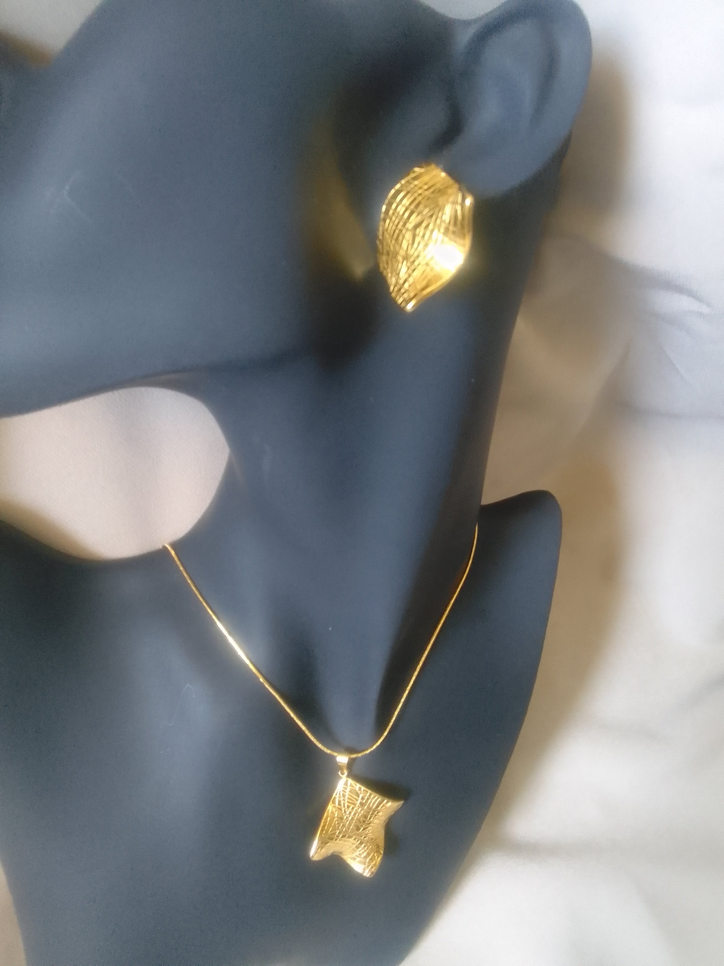 🏆Boucles&Collier Wave