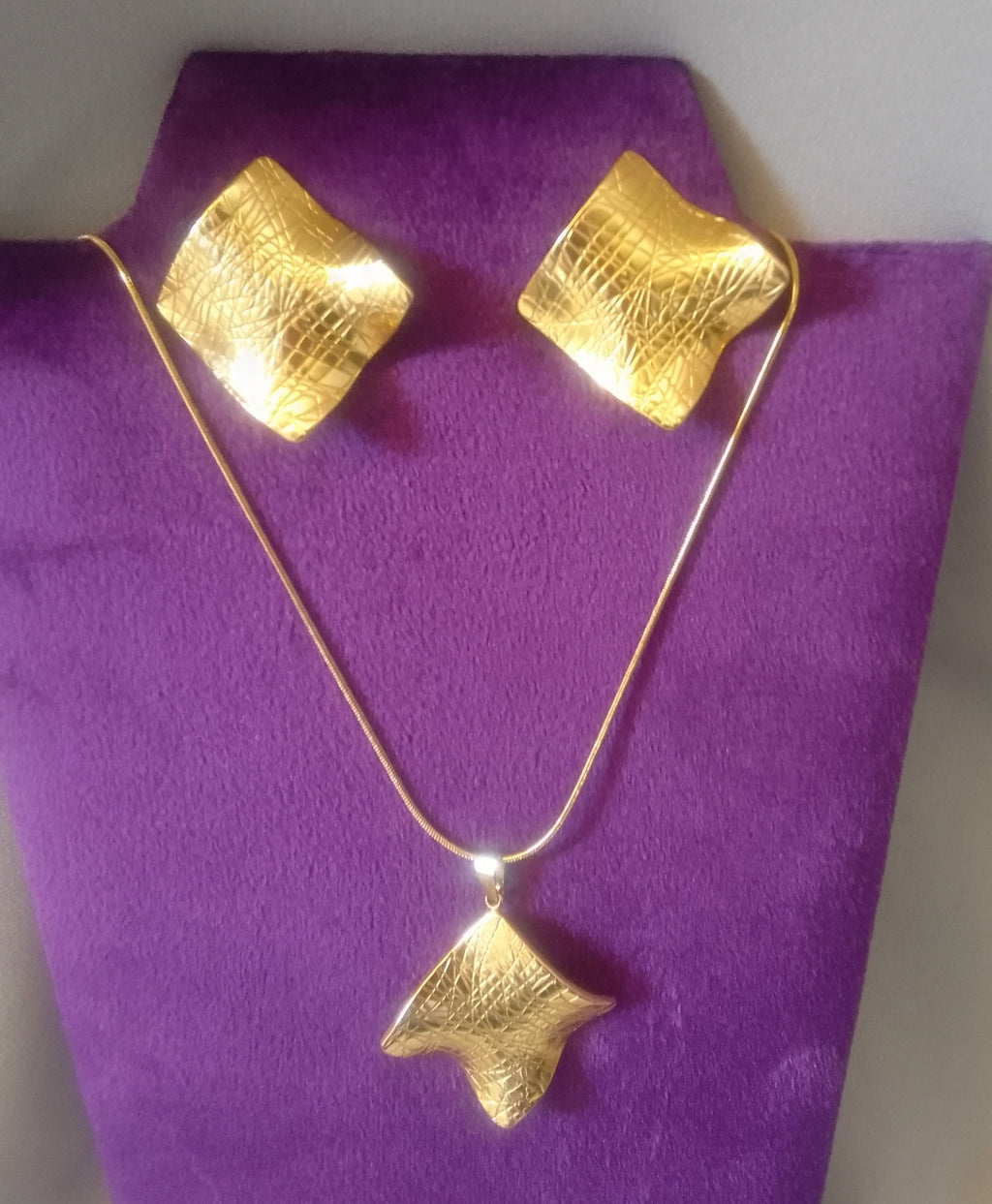 🏆Boucles&Collier Wave